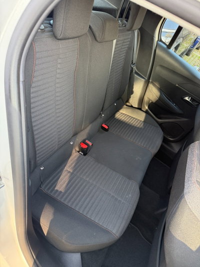 Peugeot 208 PureTech 100 Stop&Start 5 porte Allure (13)