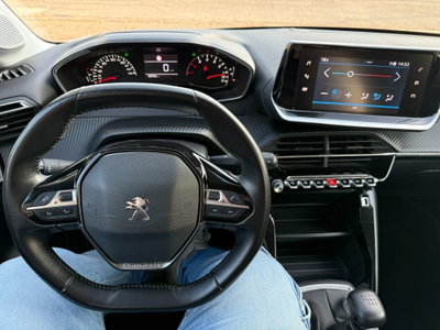 Peugeot 208 PureTech 100 Stop&Start 5 porte Allure (16)