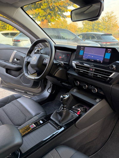 Citroen C4 PureTech 130 S&S Shine (12)