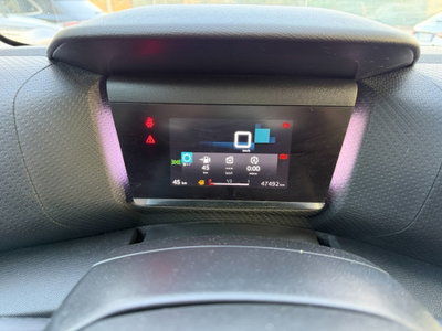 Citroen C4 PureTech 130 S&S Shine (13)