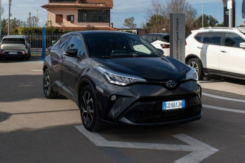 Toyota Toyota C-HR 2.0 Hybrid E-CVT Trend