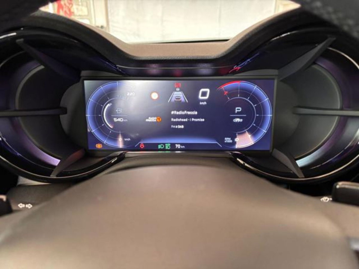 Alfa Romeo Junior elettrica Speciale 156cv (4)