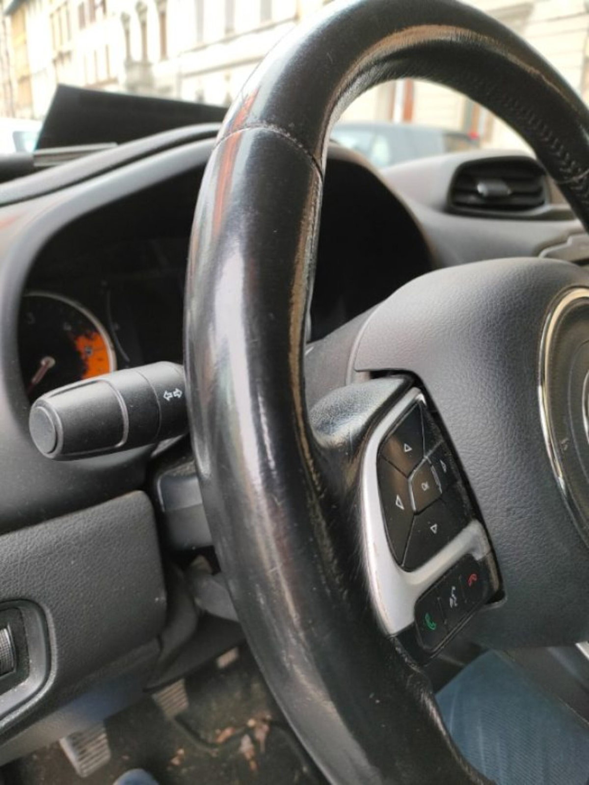 Jeep Renegade 1.6 Mjt 120 CV Longitude (12)