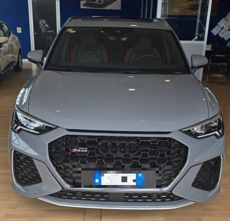 Audi RS Q3 2.5 quattro s-tronic