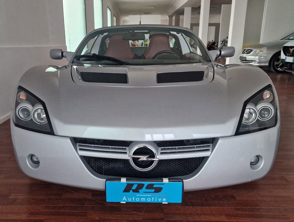 Opel Speedster 2.2 16V