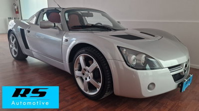 Opel Speedster 2.2 16V (2)