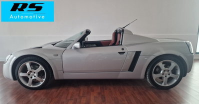 Opel Speedster 2.2 16V (4)