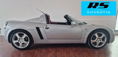 Opel Speedster 2.2 16V (6)
