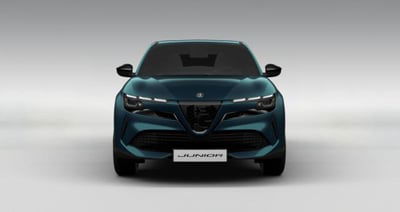 Alfa Romeo Junior elettrica Speciale 156cv nuova