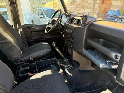 Land Rover Defender 130 2.2 TD4 Chassis Cab E (10)