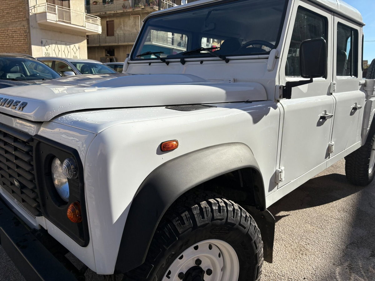 Land Rover Defender 130 2.2 TD4 Chassis Cab E (4)