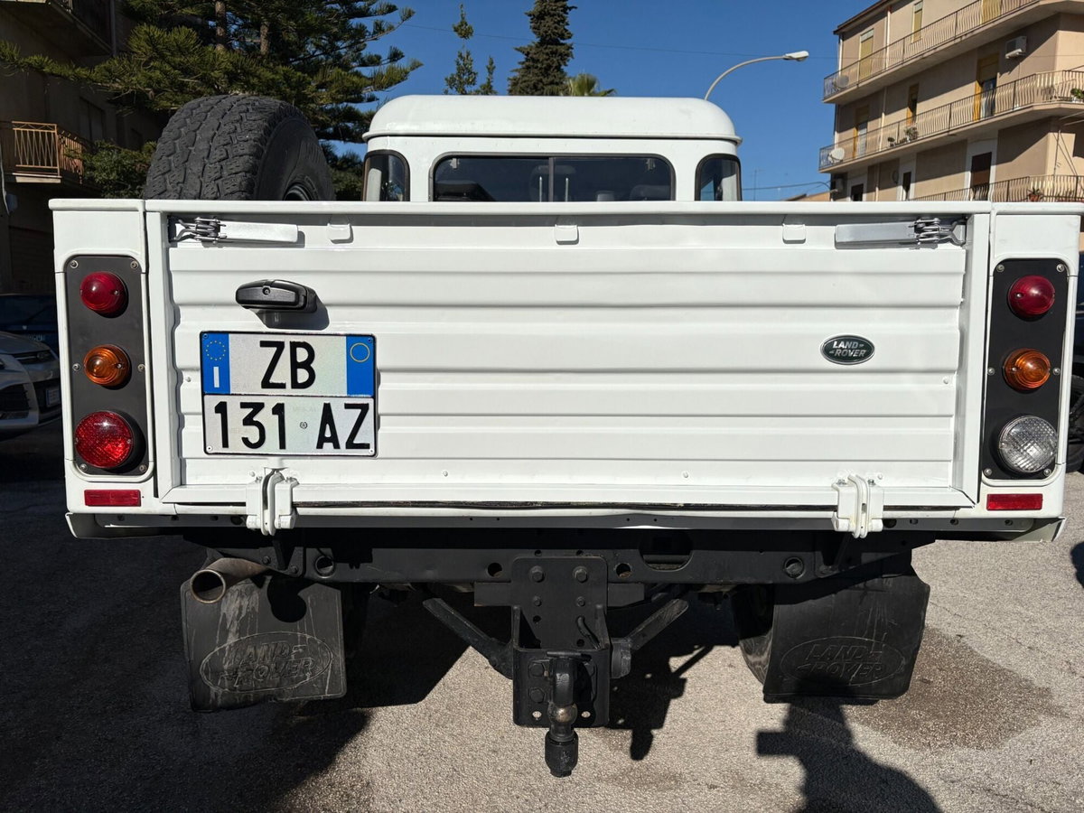 Land Rover Defender 130 2.2 TD4 Chassis Cab E (6)