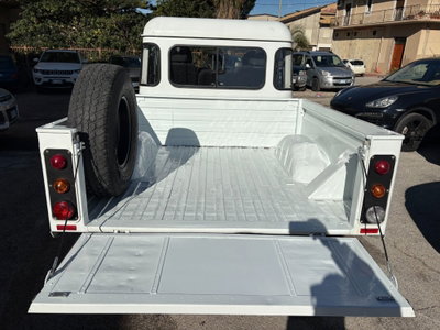 Land Rover Defender 130 2.2 TD4 Chassis Cab E (8)