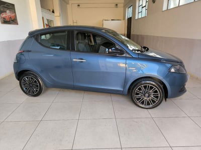 Lancia Ypsilon 1.0 FireFly 5 porte S&S Hybrid Gold Plus usata