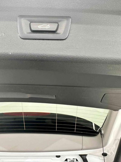 BMW X1 sDrive16d xLine Plus (10)