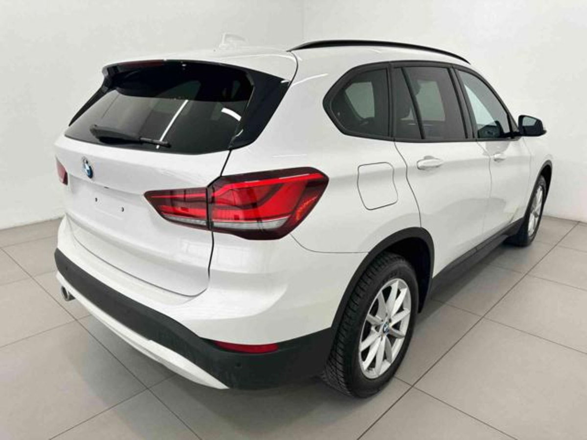 BMW X1 sDrive16d xLine Plus (3)