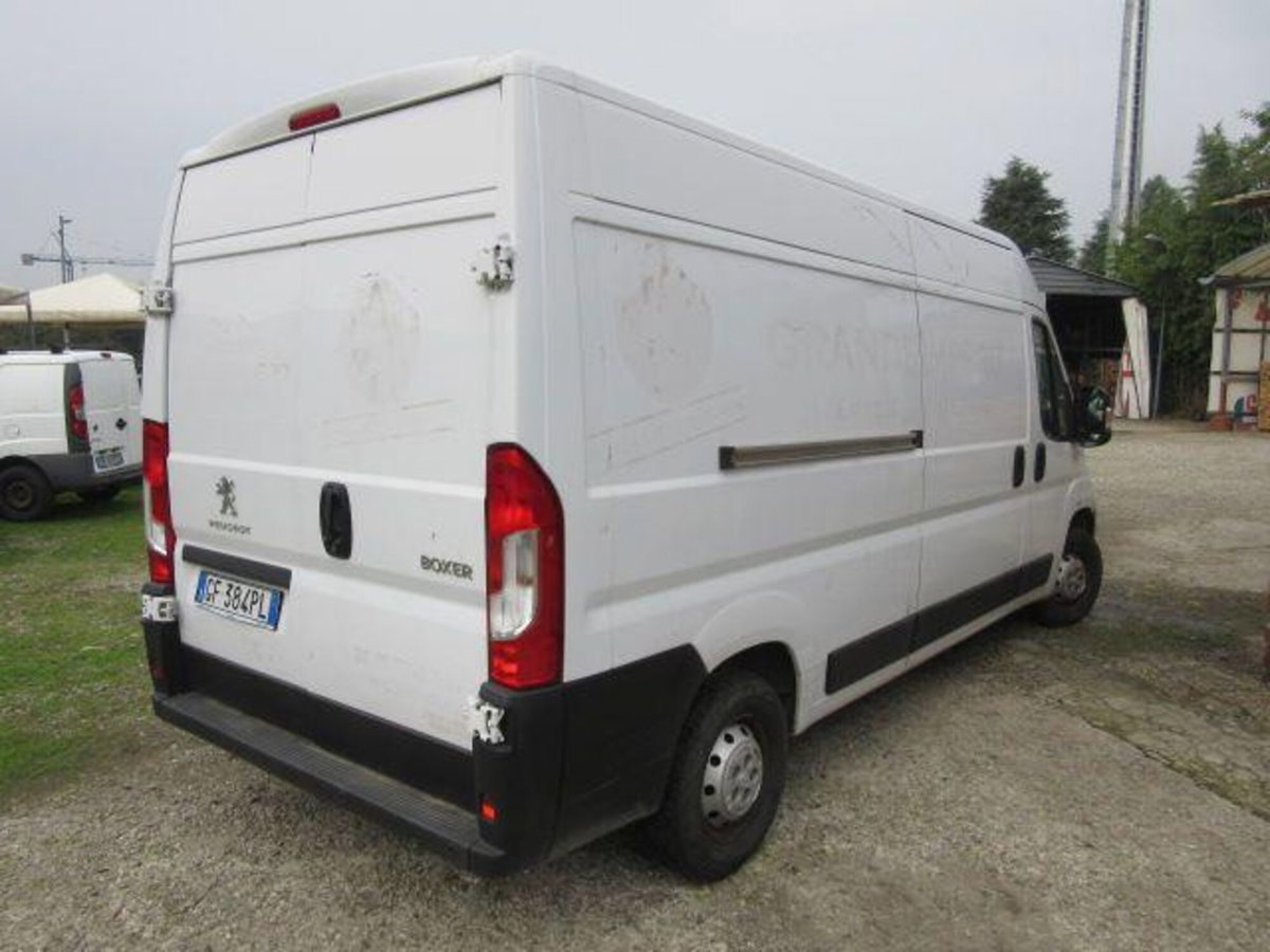 Peugeot Boxer Furgone 333 2.2 BlueHDi 140 S&S PM-TM Furgone Premium (8)