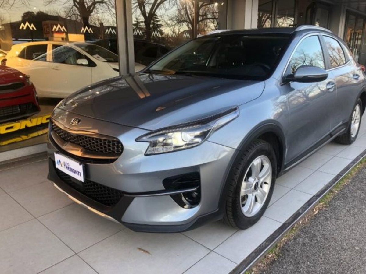 Kia XCeed 1.6 CRDi 136 CV MHEV iMT High Tech (2)