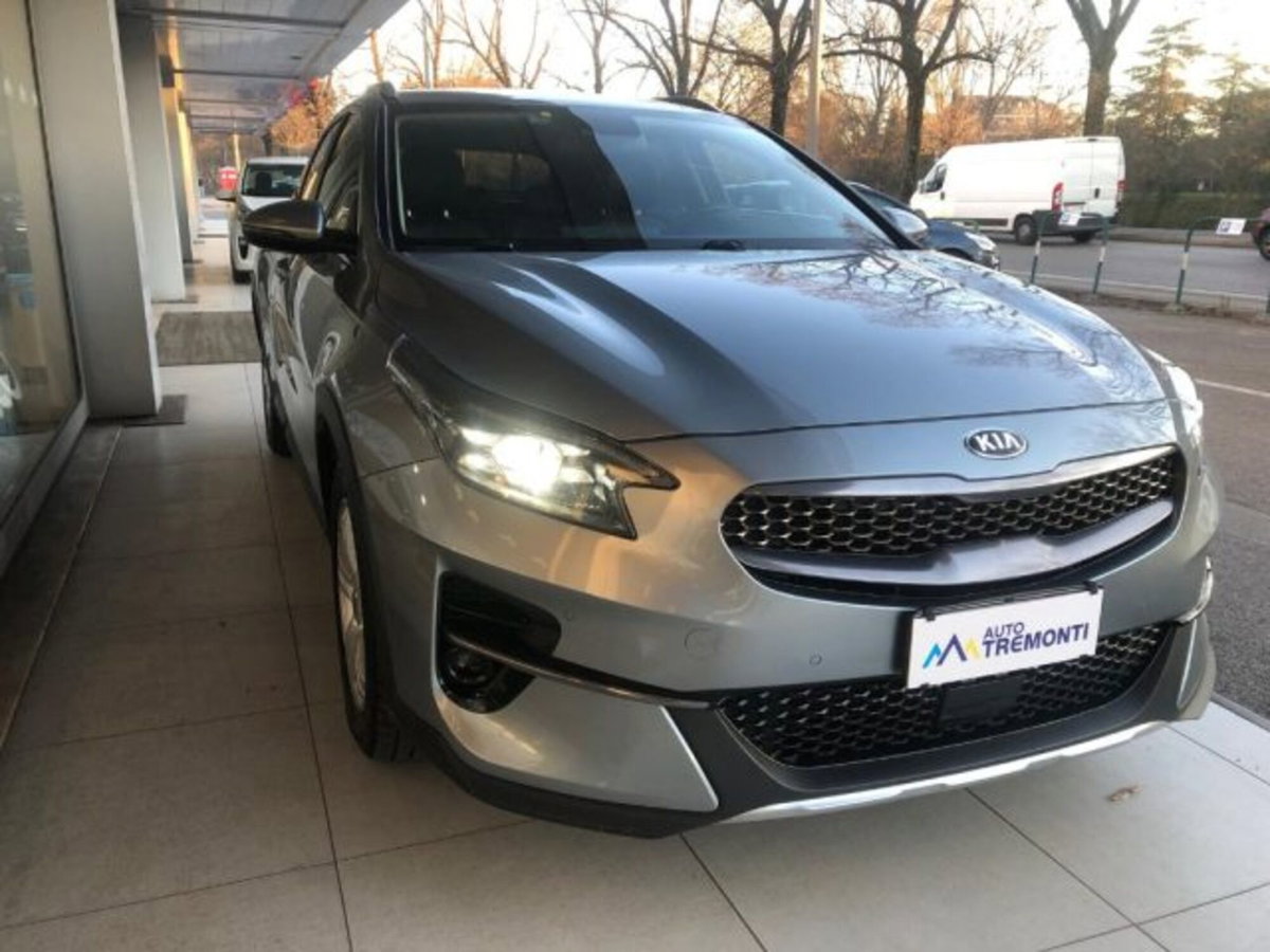 Kia XCeed 1.6 CRDi 136 CV MHEV iMT High Tech (3)