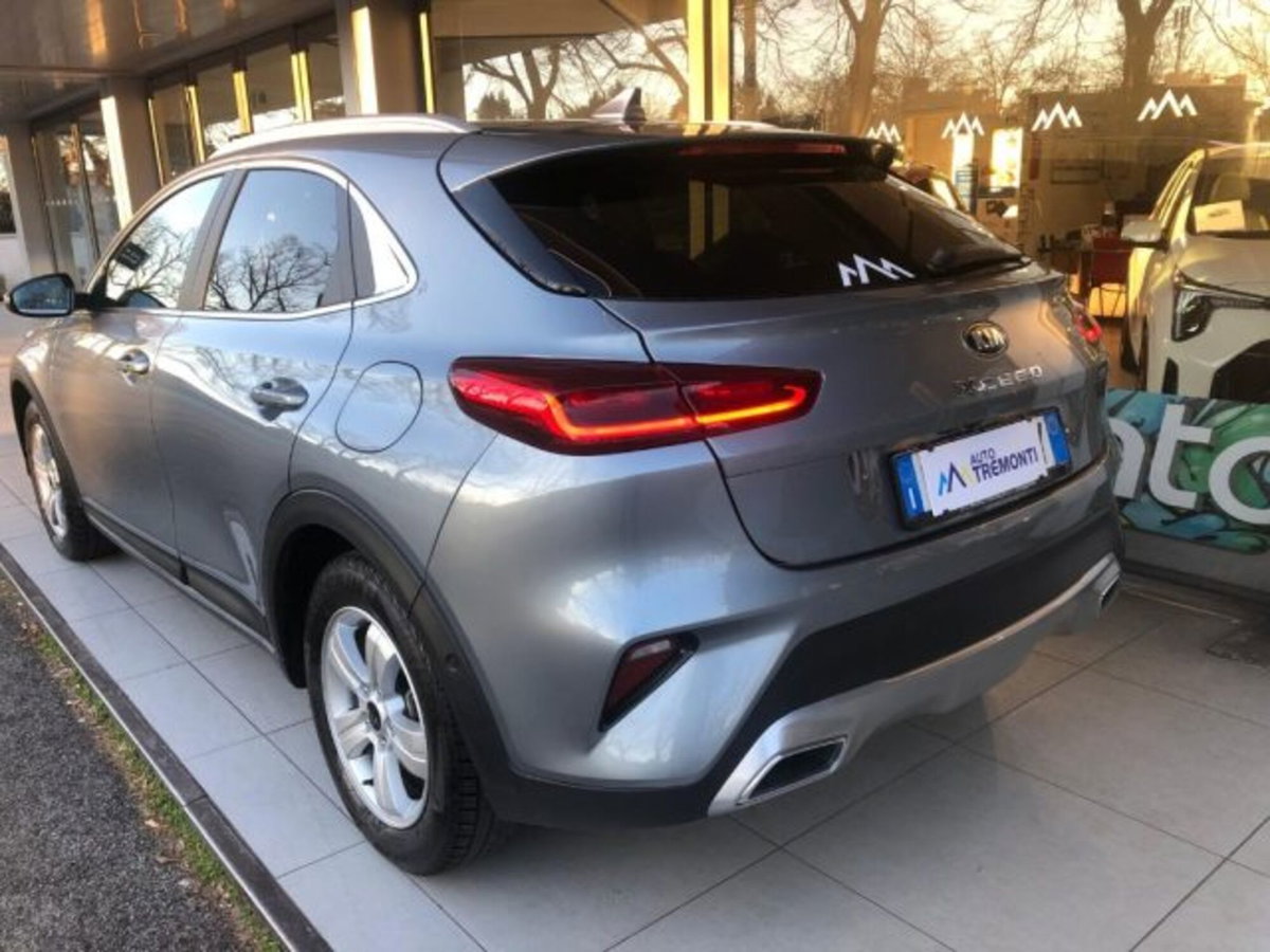 Kia XCeed 1.6 CRDi 136 CV MHEV iMT High Tech (6)