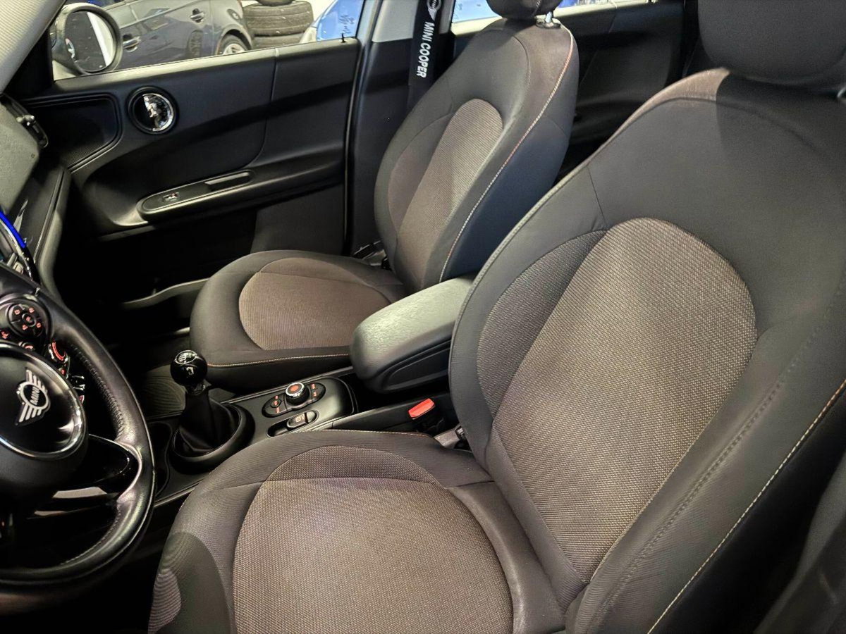 MINI Mini Countryman 2.0 Cooper D Countryman ALL4 (15)