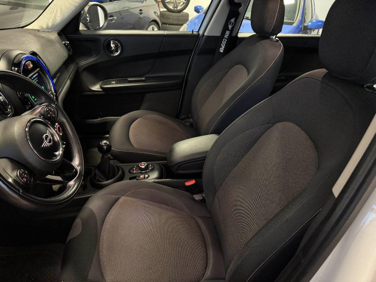 MINI Mini Countryman 2.0 Cooper D Countryman ALL4 (9)