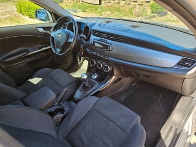 Alfa Romeo Giulietta 1.4 Turbo Distinctive 120cv (18)
