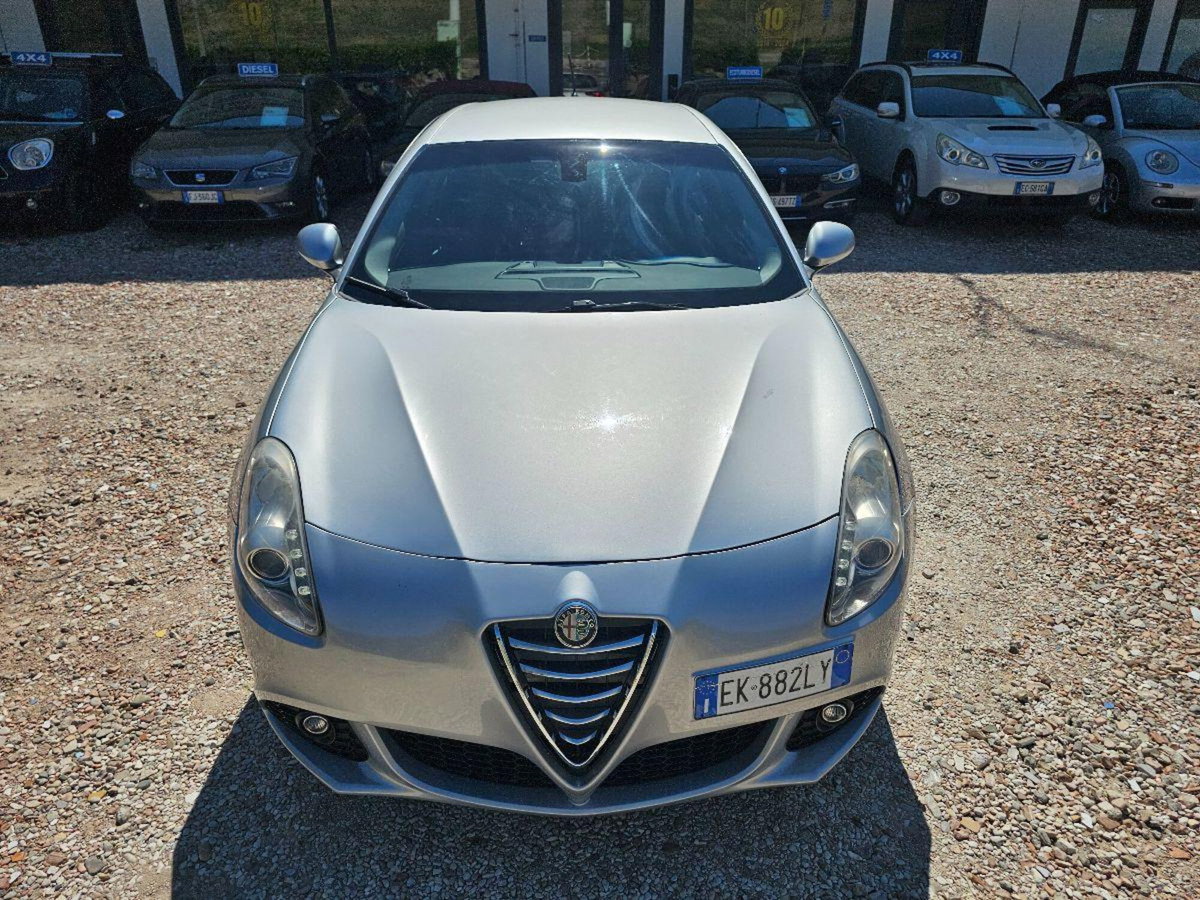 Alfa Romeo Giulietta 1.4 Turbo Distinctive 120cv (3)