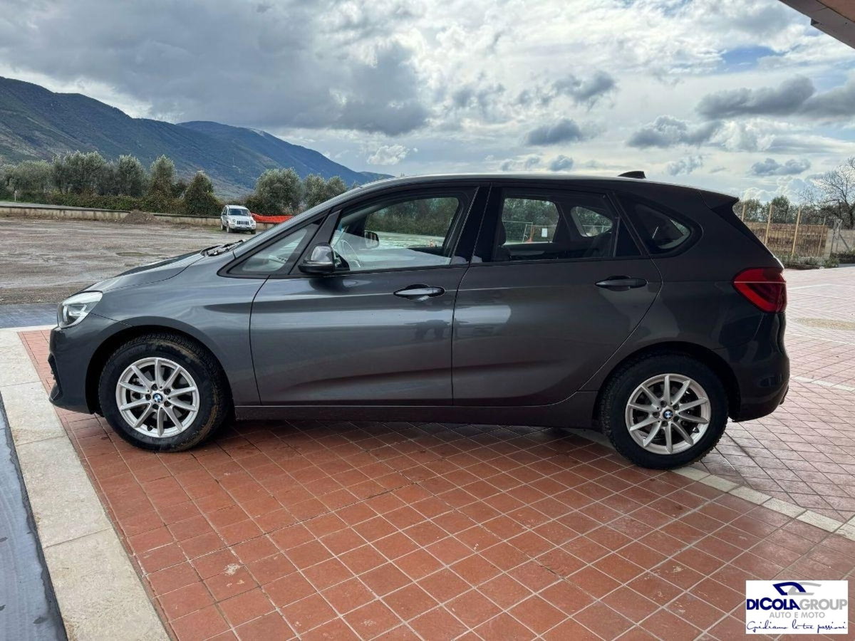 BMW Serie 2 Active Tourer 218d (2)