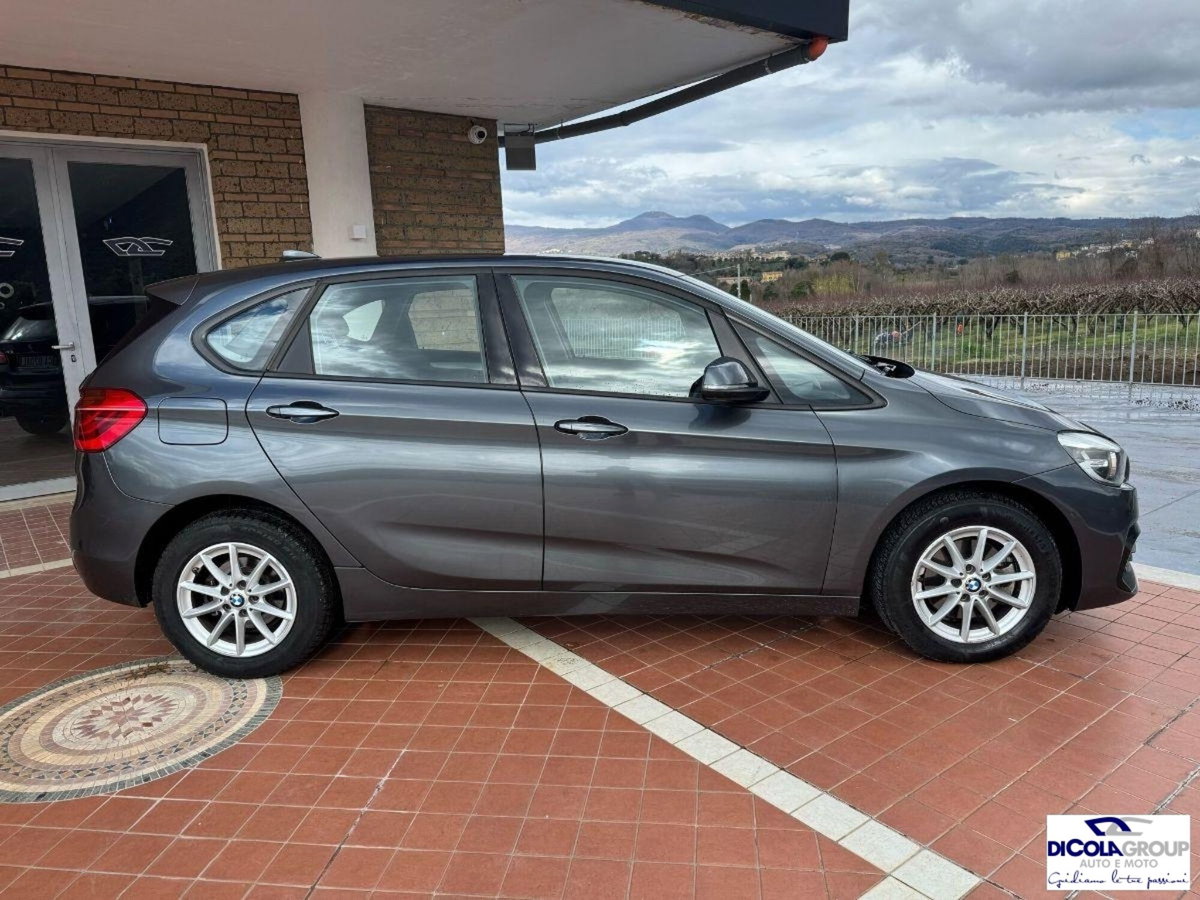BMW Serie 2 Active Tourer 218d (6)