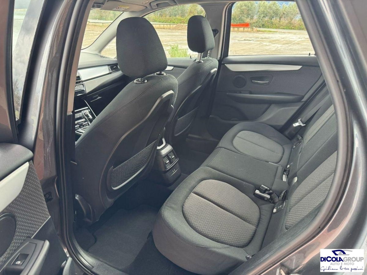 BMW Serie 2 Active Tourer 218d (9)
