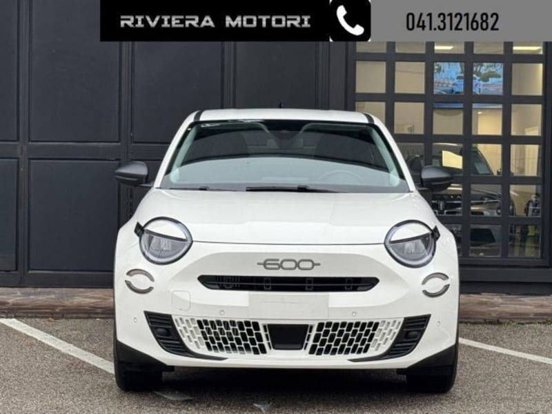 Fiat 600 1.2 hybrid 110cv auto