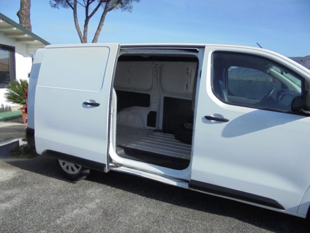 Opel Vivaro Furgone 2.0 Diesel 120CV S&S PC-TN S Furgone Enjoy (12)