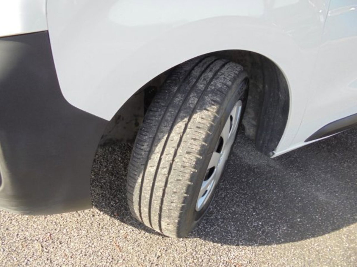Opel Vivaro Furgone 2.0 Diesel 120CV S&S PC-TN S Furgone Enjoy (5)
