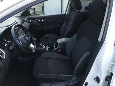 Nissan Qashqai 1.5 dCi 115 CV DCT N-Connecta (13)