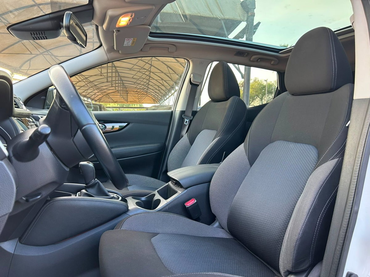 Nissan Qashqai 1.5 dCi 115 CV DCT N-Connecta (14)