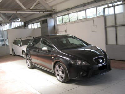 SEAT Leon 2.0 TDI DPF FR usata
