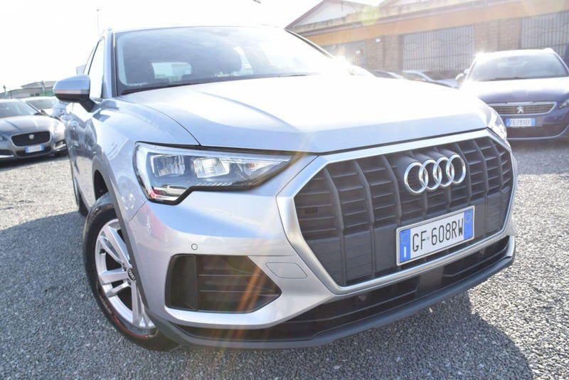 Audi Q3 35 TDI quattro S tronic Business