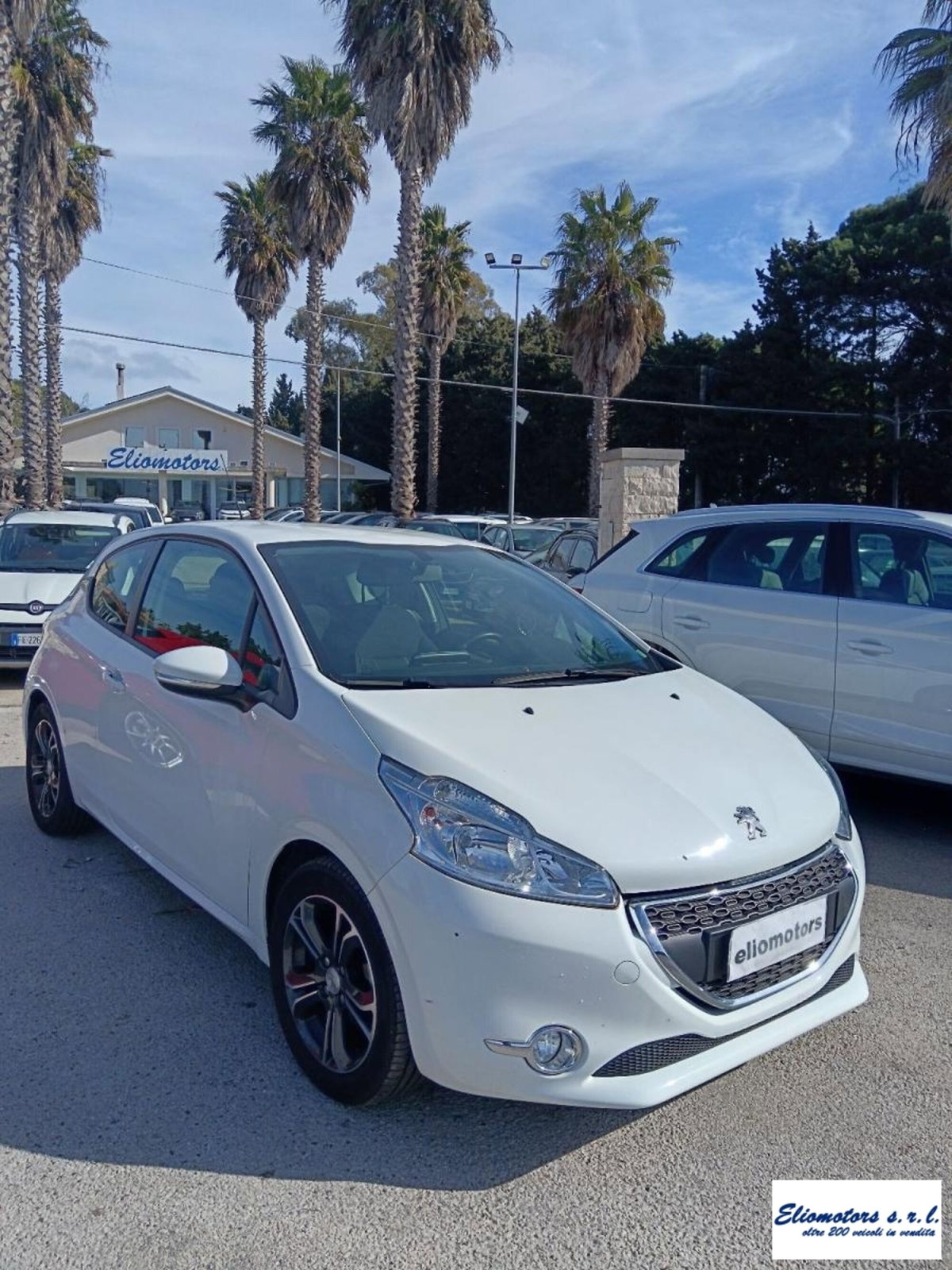 Peugeot 208 VTi 82 CV 3 porte Allure (12)