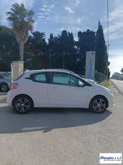 Peugeot 208 VTi 82 CV 3 porte Allure (14)