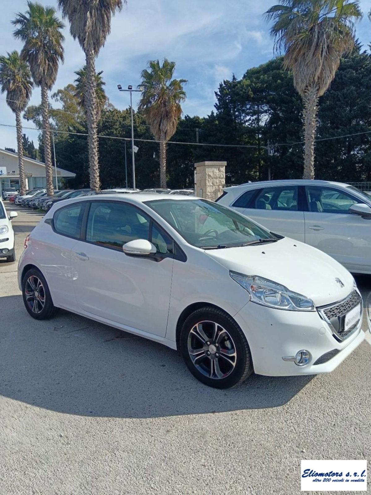 Peugeot 208 VTi 82 CV 3 porte Allure (15)