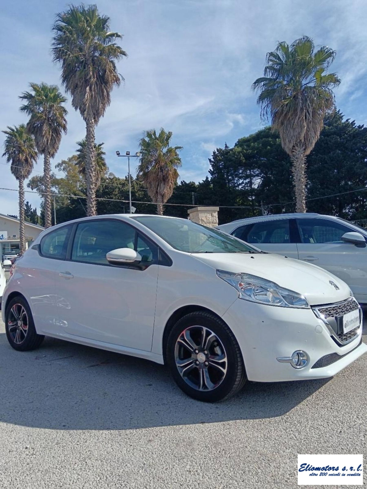 Peugeot 208 VTi 82 CV 3 porte Allure (16)