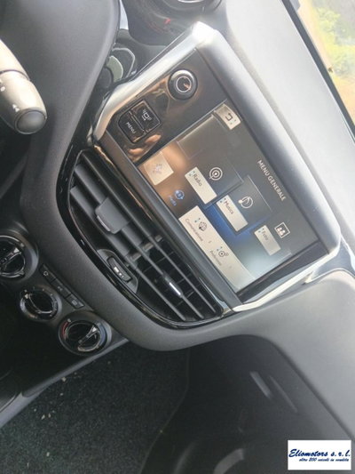 Peugeot 208 VTi 82 CV 3 porte Allure (8)