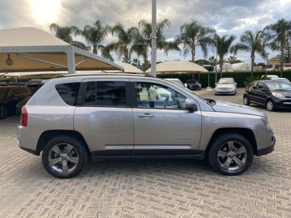 Jeep Compass 2.2 CRD Limited (18)
