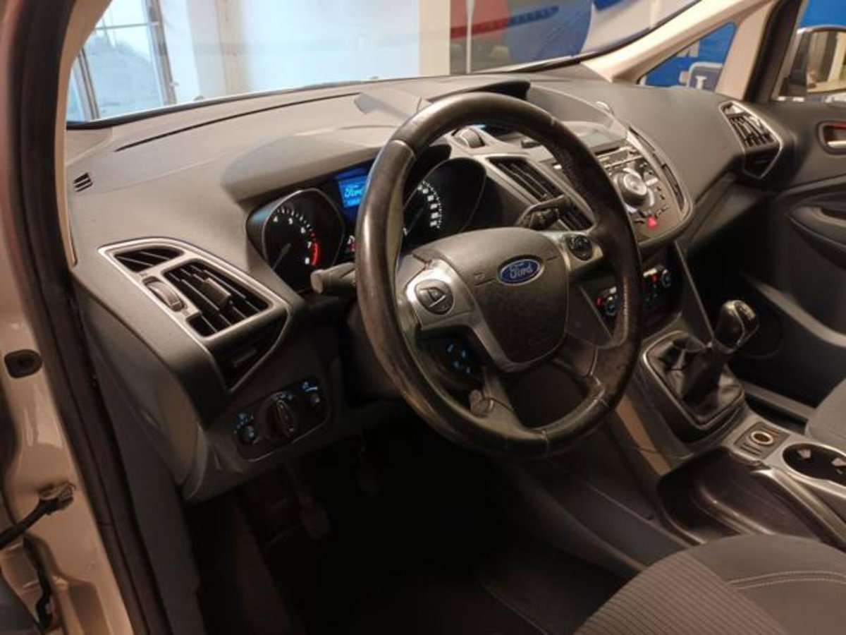 Ford C-Max 1.6 120CV GPL Titanium (16)