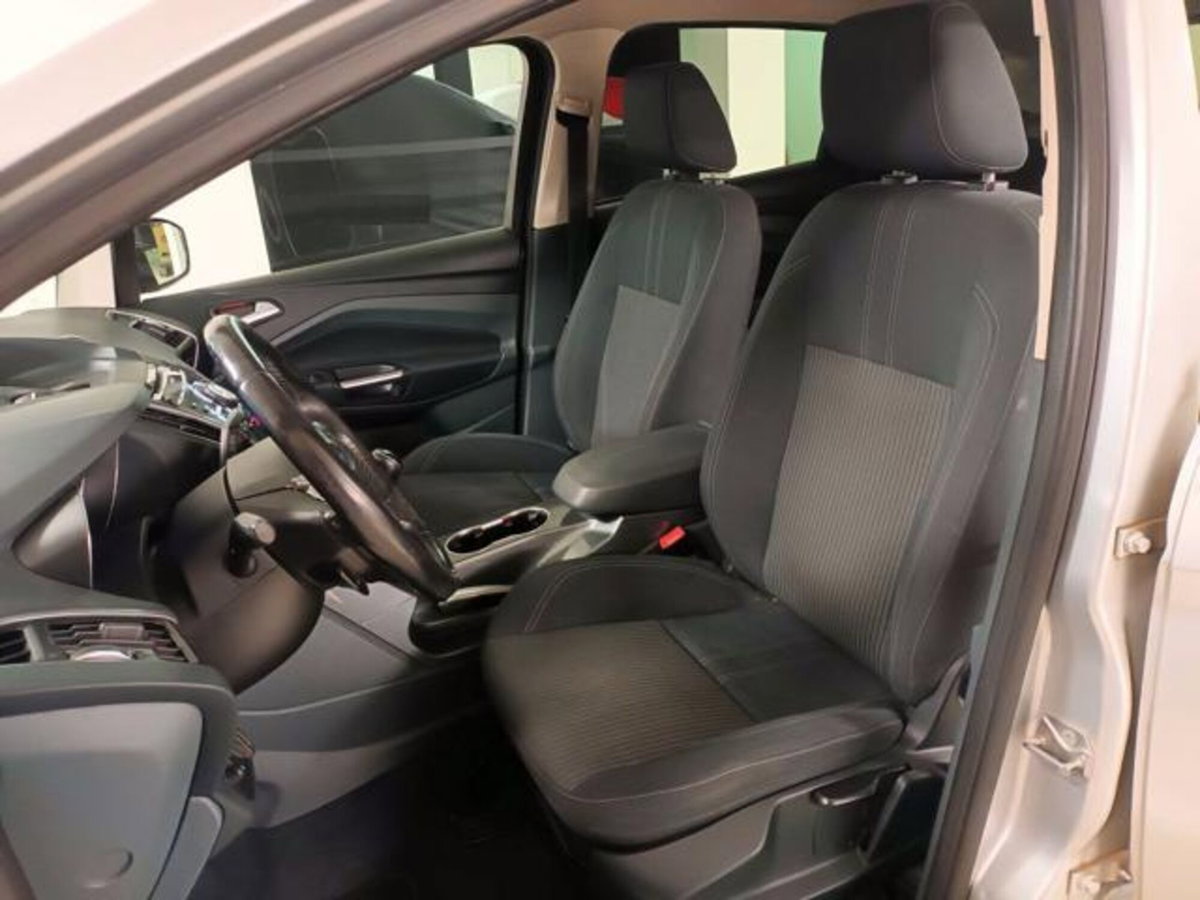 Ford C-Max 1.6 120CV GPL Titanium (4)