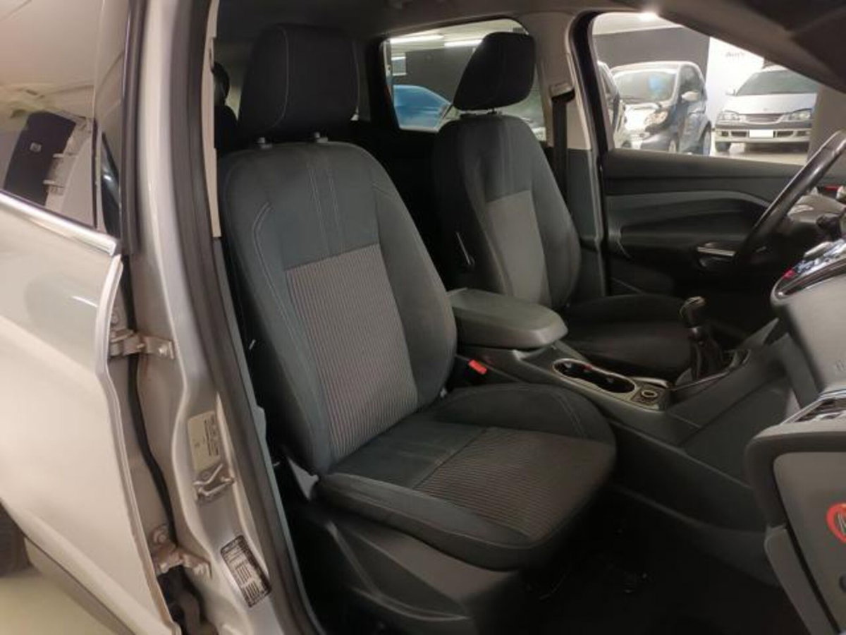 Ford C-Max 1.6 120CV GPL Titanium (6)