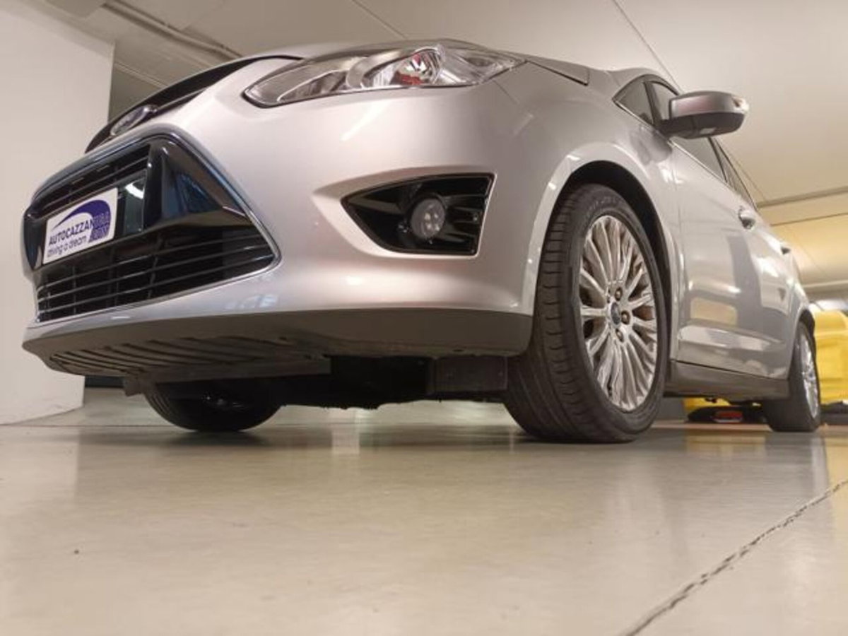 Ford C-Max 1.6 120CV GPL Titanium (15)