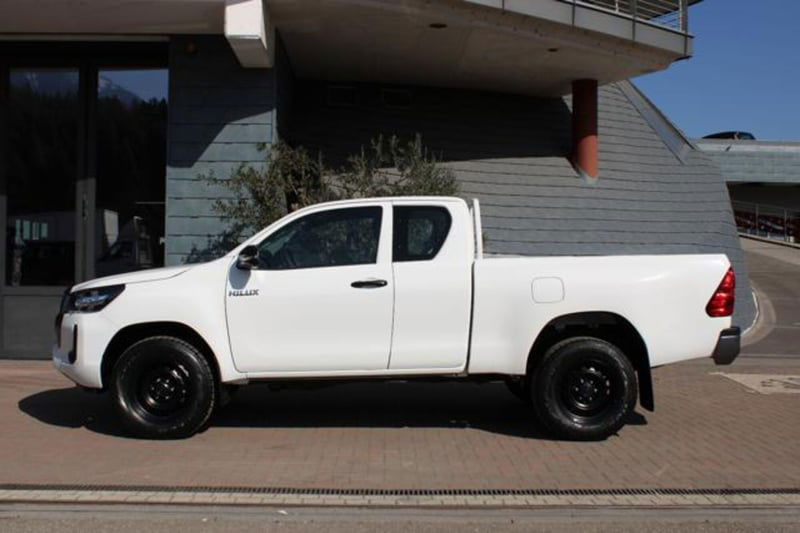 Toyota Hilux 2.D-4D 4WD 2 porte Extra Cab Comfort