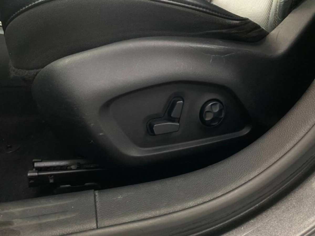 Jeep Compass 2.0 Multijet II 4WD Limited (12)